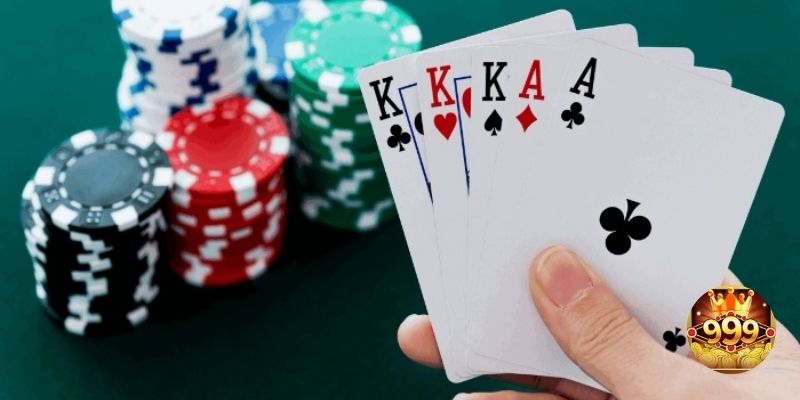 Nên sử dụng chiến thuật Bluff trong Poker khi nào?